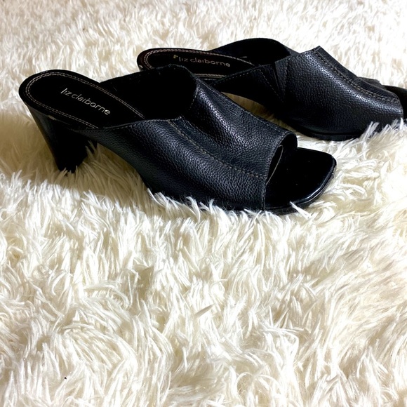 LIZ CLAIBORNE 3” HEELS LEATHER SLIP ON SANDALS KRIS STYLE Size 7 1/2 EUC mules - Picture 5 of 8